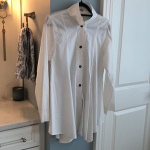 NWOT VITAMIN WHITE TUNIC